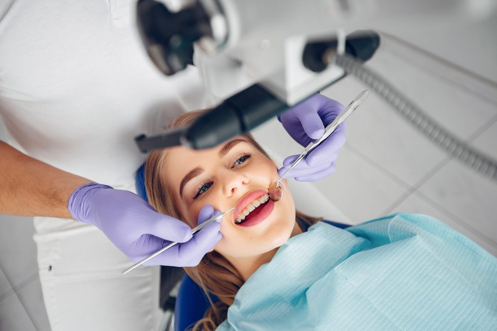 Dental clinics and orthodontists